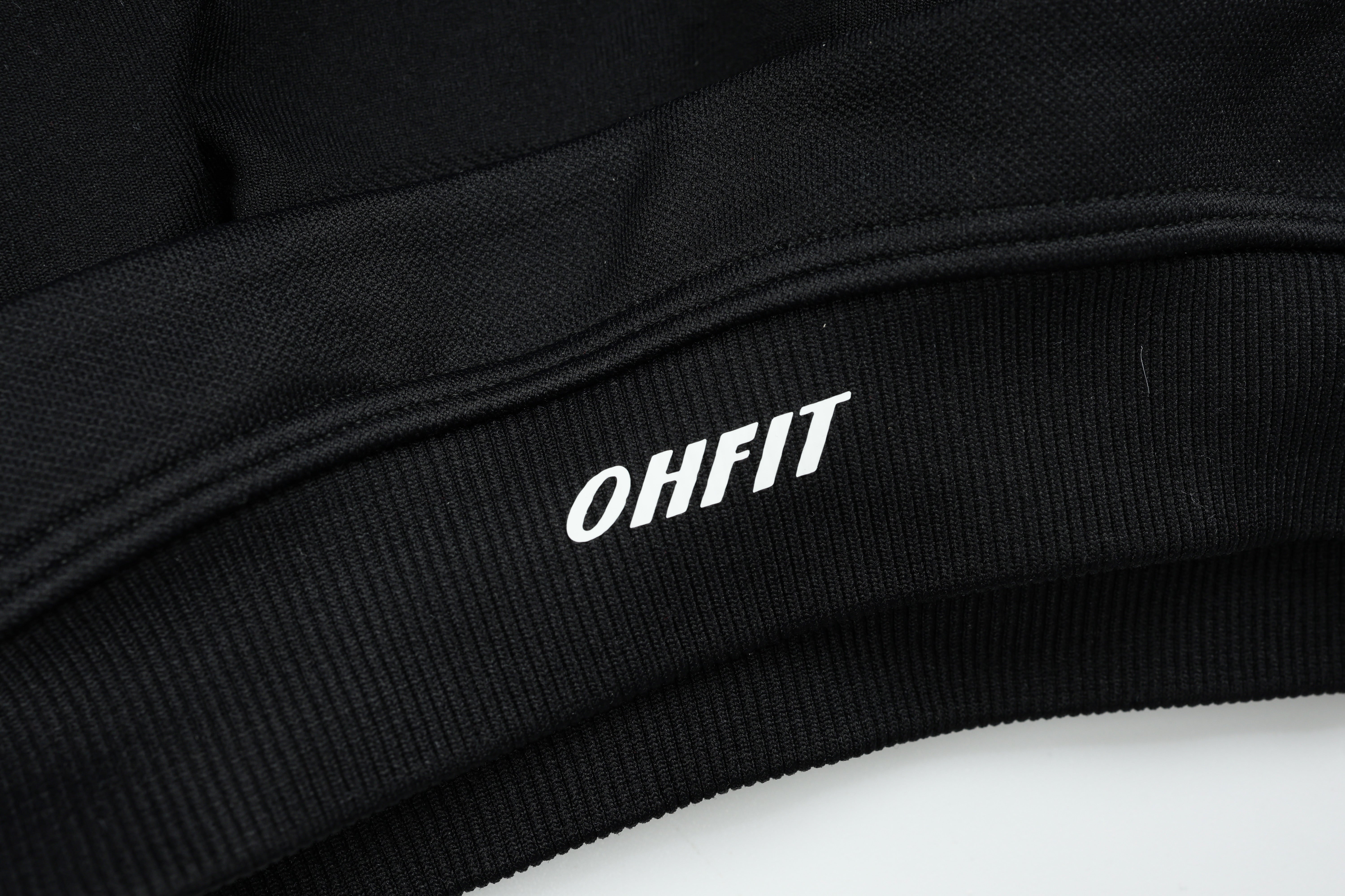 Halterneck Sports Bra - Knit Motion - Night Black - OHFIT