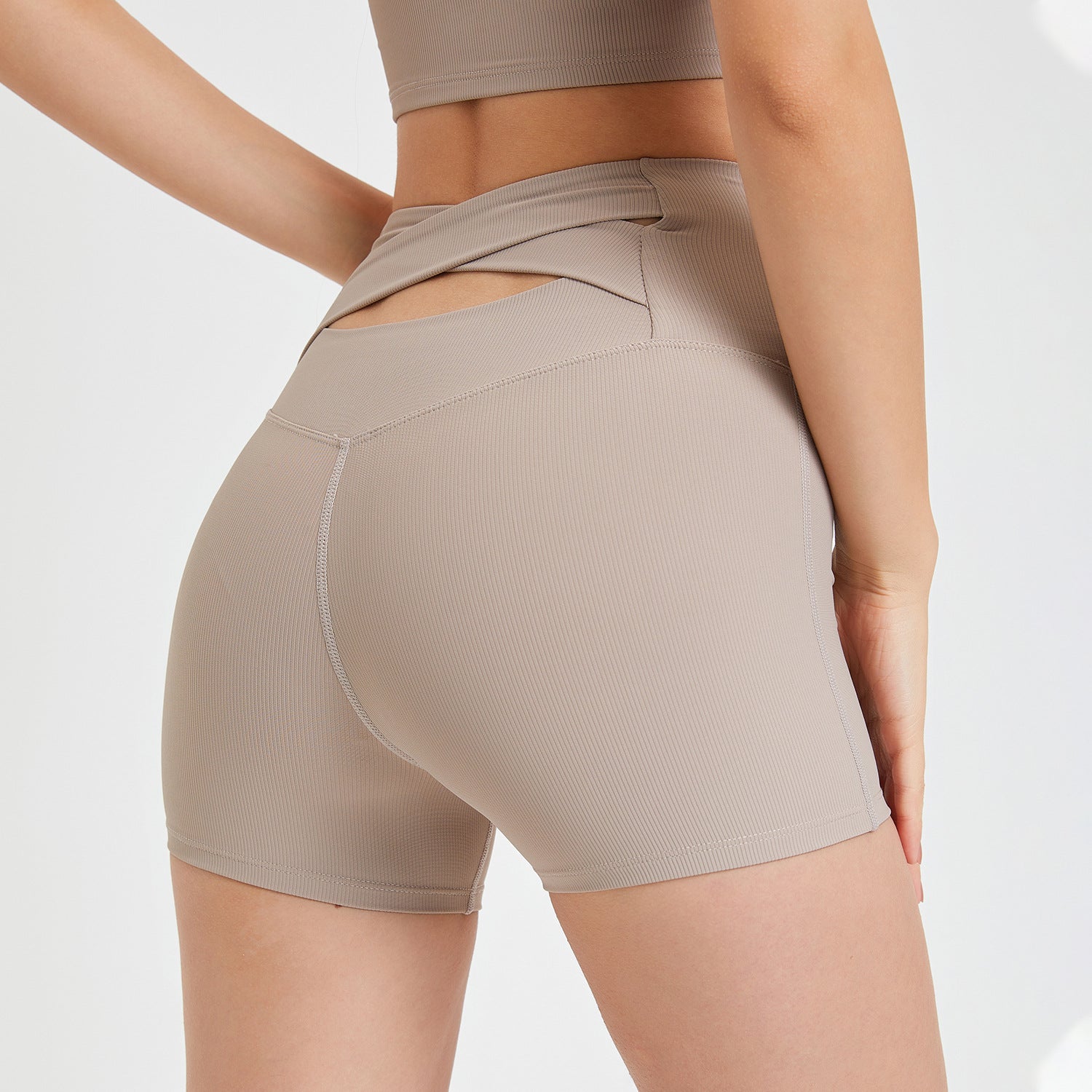 High Waist Peach Hip Yoga Shorts Women Seamless Sports Pants Quick-drying Fitness Pants